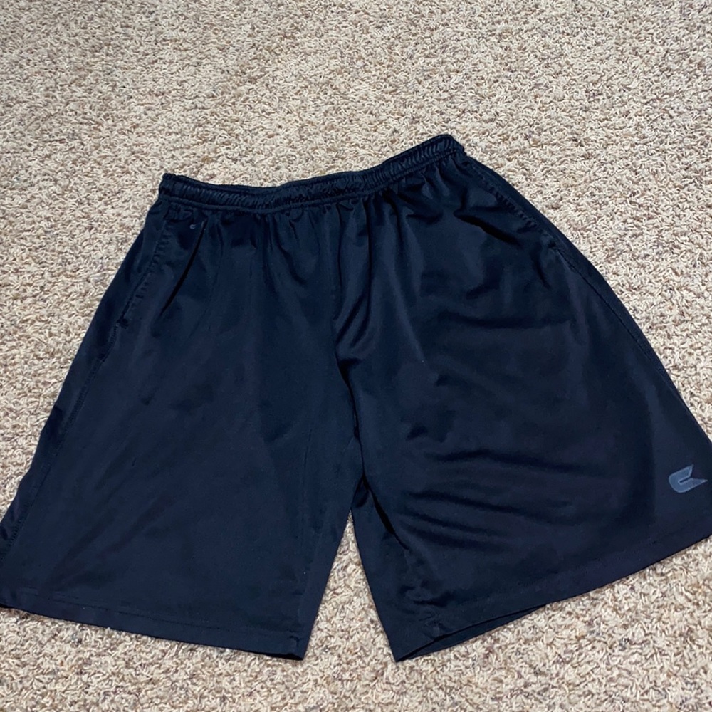 Men’s Black Colosseum Shorts - Size L